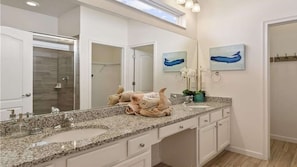 Hair dryer, towels