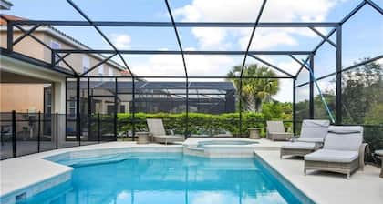 Nautical Dream - gated resort amenities, stunning design, private pool and jacuzzi, great location