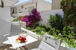 Deluxe kamer | Uitzicht vanaf balkon