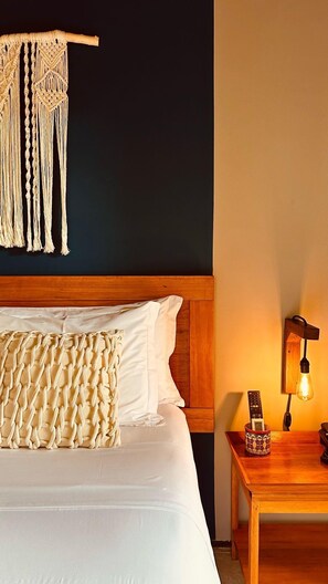 Suíte Luxo Térrea 3 | In-room safe, individually decorated, individually furnished - Pousada Pedras Secas (Fernando de Noronha)