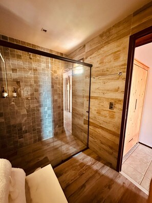 Suíte Luxo Superior 2 | Bathroom - Pousada Pedras Secas (Fernando de Noronha)