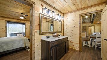 4 Schlafzimmer, Internetzugang, Bettwäsche