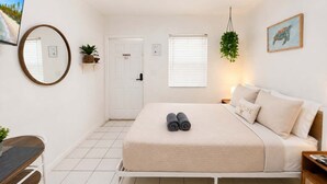 Room - Southwinds #8 for 2, Steps to Beach & Boardwalk (Hollywood)