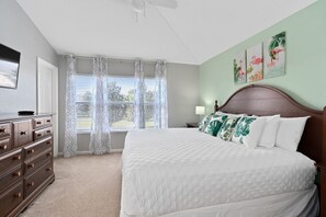 3 bedrooms, iron/ironing board, travel cot, free WiFi
