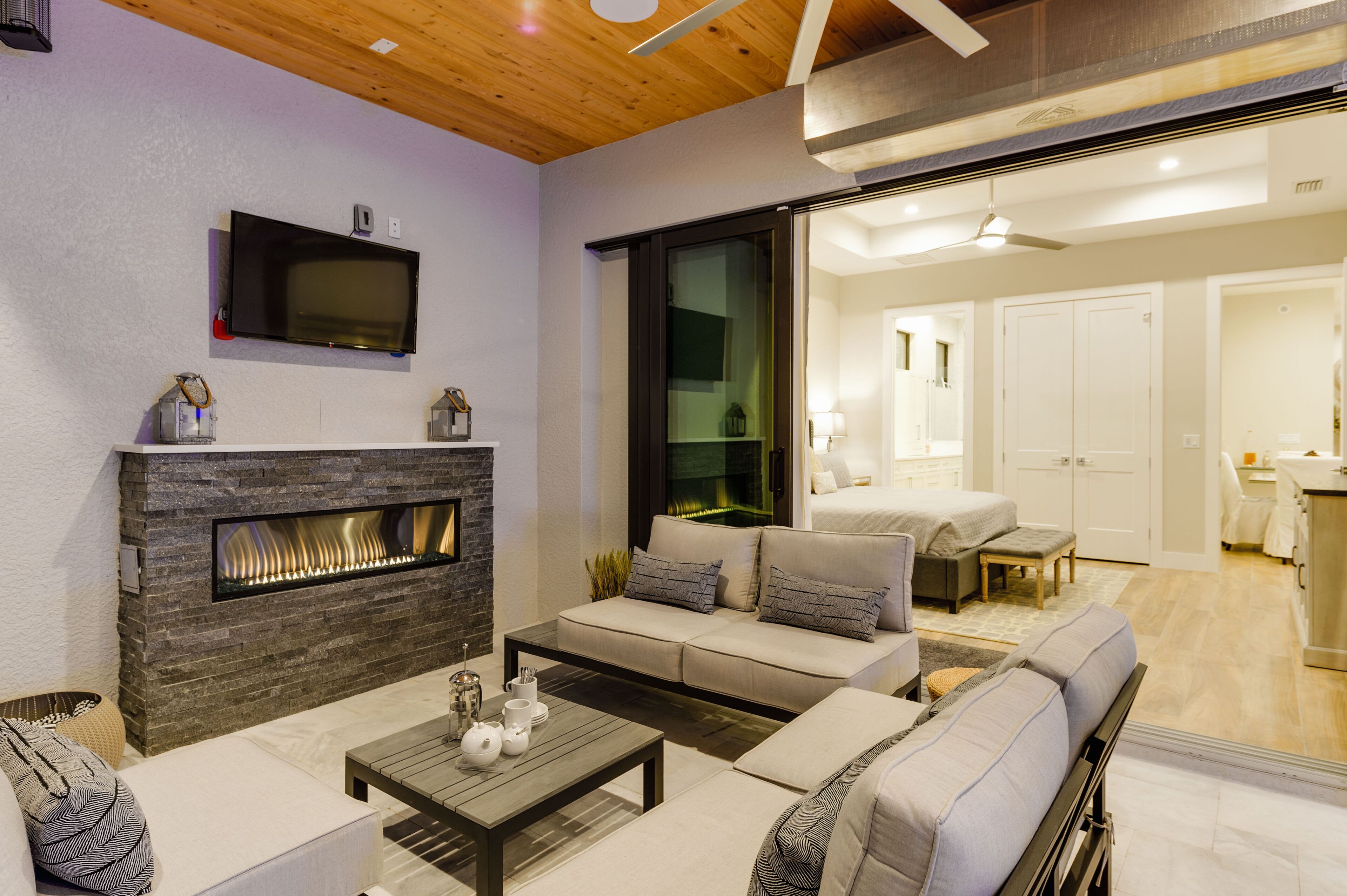 TV connectée, cheminée