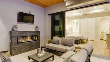 TV connectée, cheminée