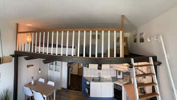 2 slaapkamers, een strijkplank/strijkijzer, gratis wifi, beddengoed