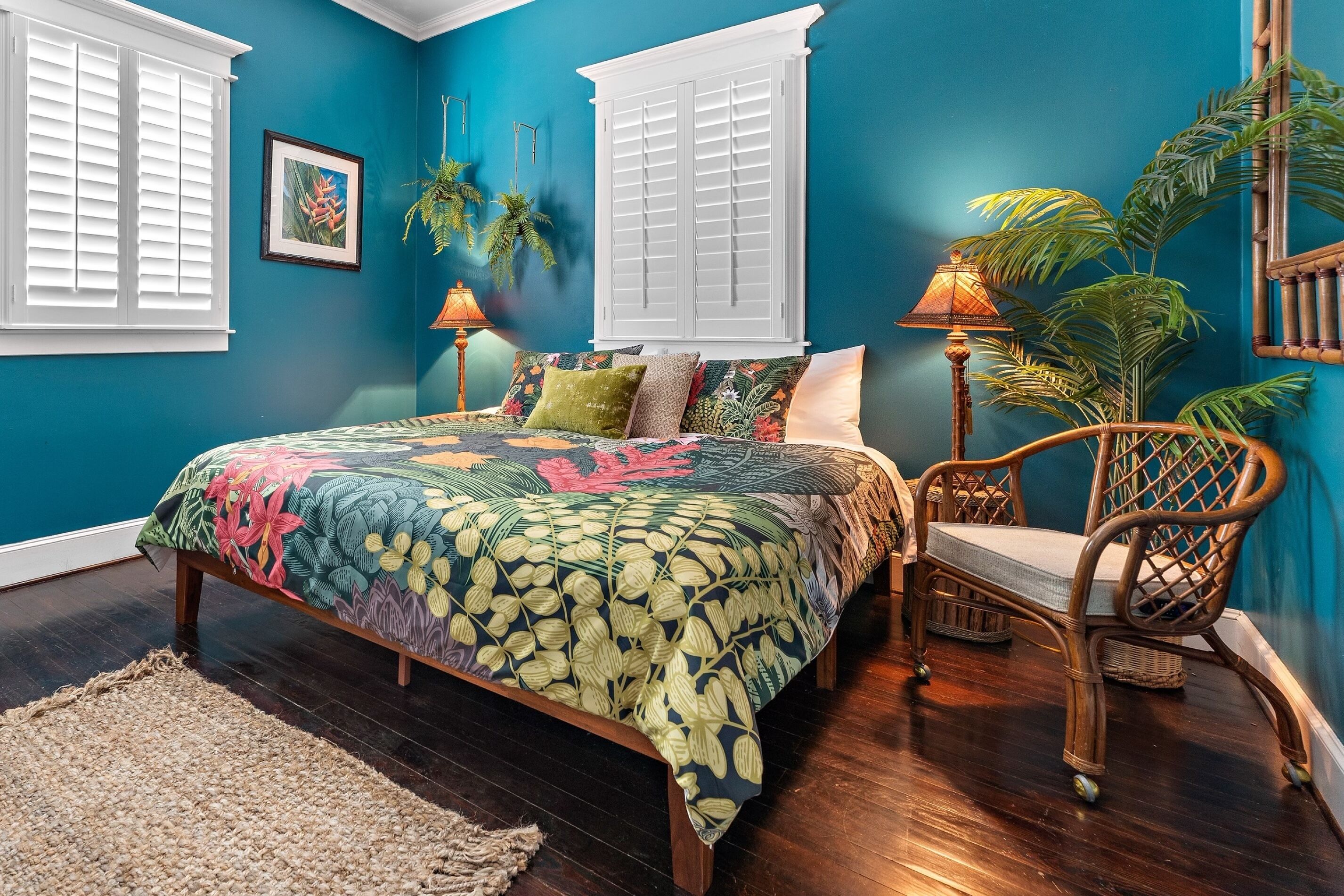 TIKI COTTAGE | Fun, Immersive, Close to the Beach!!