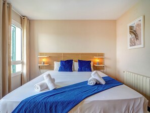 2 chambres, fer et planche à repasser, accès au Wi-Fi (inclus)