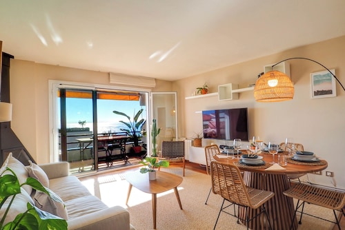 Balmins Surf by Hello Homes Sitges