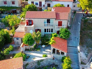 Apartamento (Two-bedroom Apartment with Balcony an) | Fachada