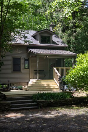 Exterior - Cozy Home, Wood-burning Fireplace, Ski Belleayre (Margaretville)