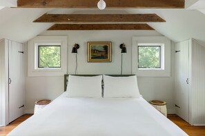 3 bedrooms, desk, iron/ironing board, travel cot - Cozy Home, Wood-burning Fireplace, Ski Belleayre (Margaretville)