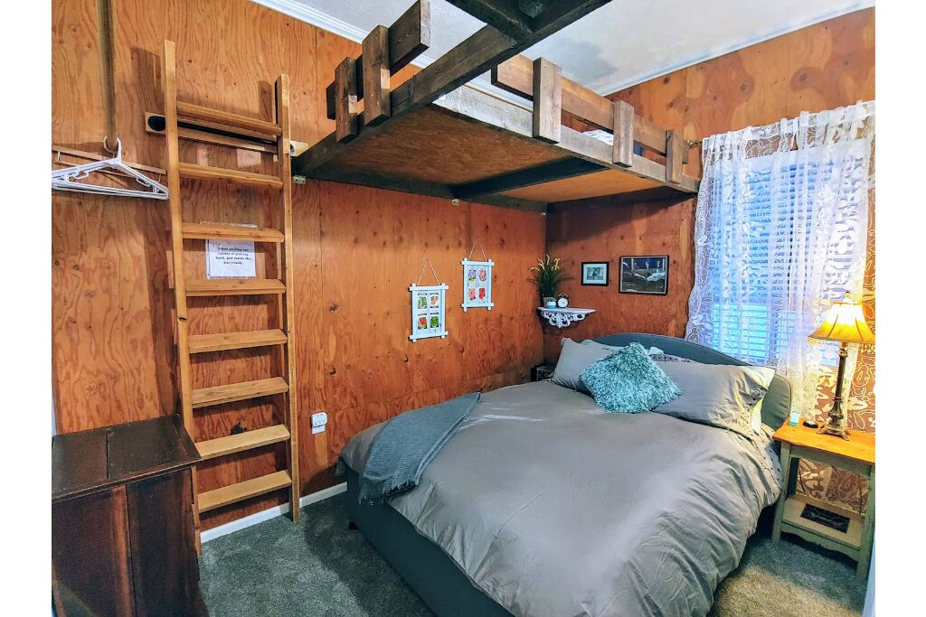 Visit an Old Time Coal Miners Town! Minutes from Roslyn!