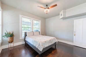6 chambres, fer et planche à repasser, Wi-Fi gratuit, draps fournis