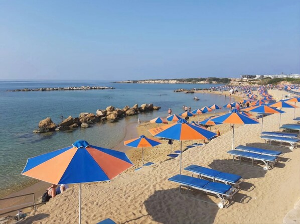 Sun-loungers