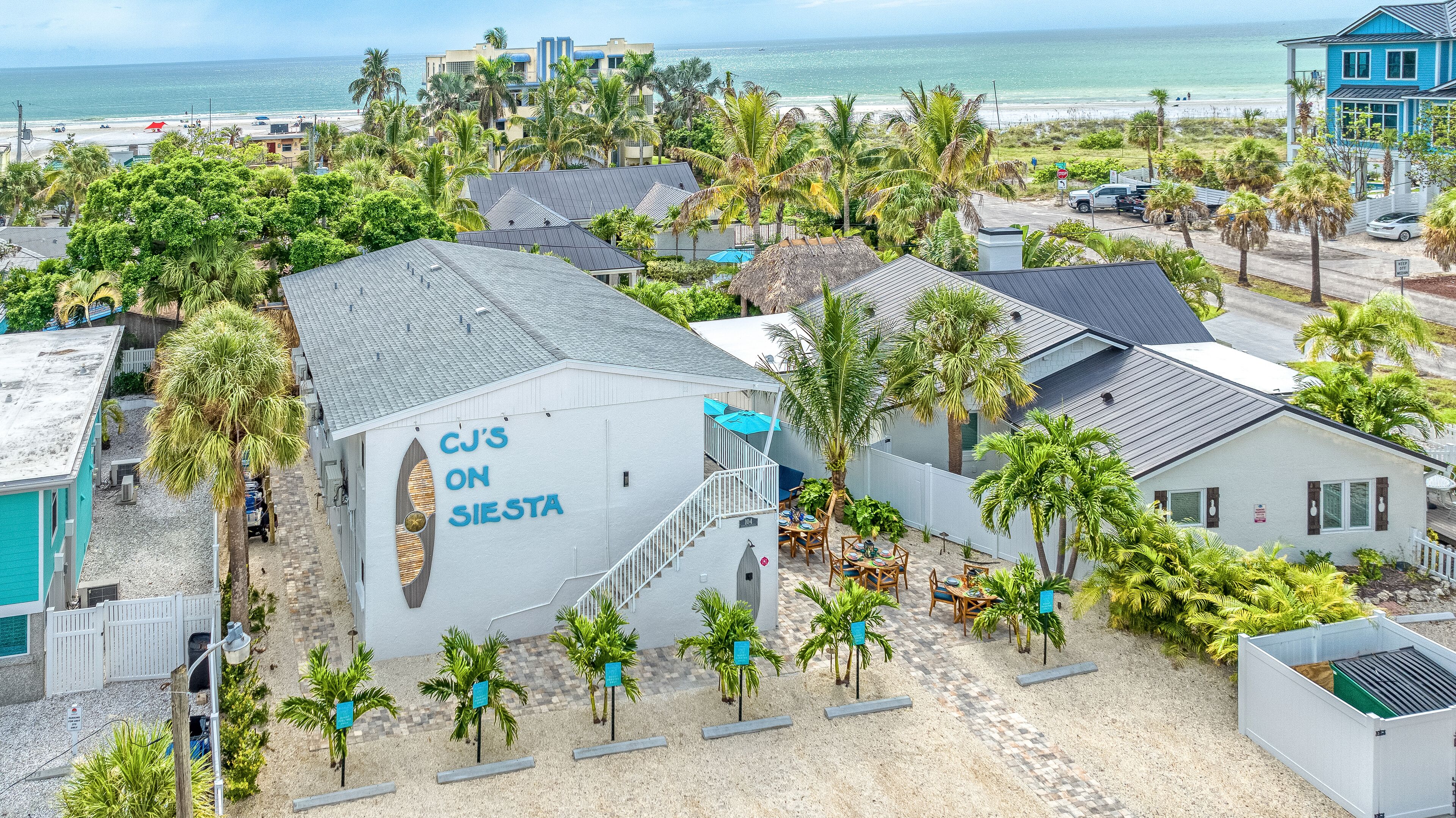 Sea Breeze | Pet Friendly, Located in Siesta Key Village, Steps to Siesta Key Beach!