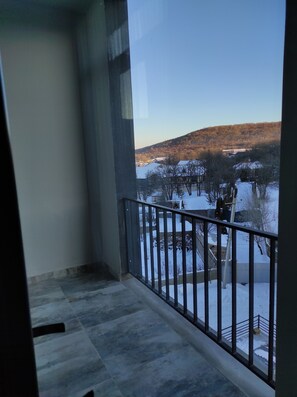 Interior - Sunny apartment in Kechi House, Tsaghkadzor (Tsaghkadzor)
