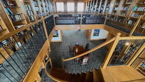 Library - The Grand Castle Apartments (Grandville)