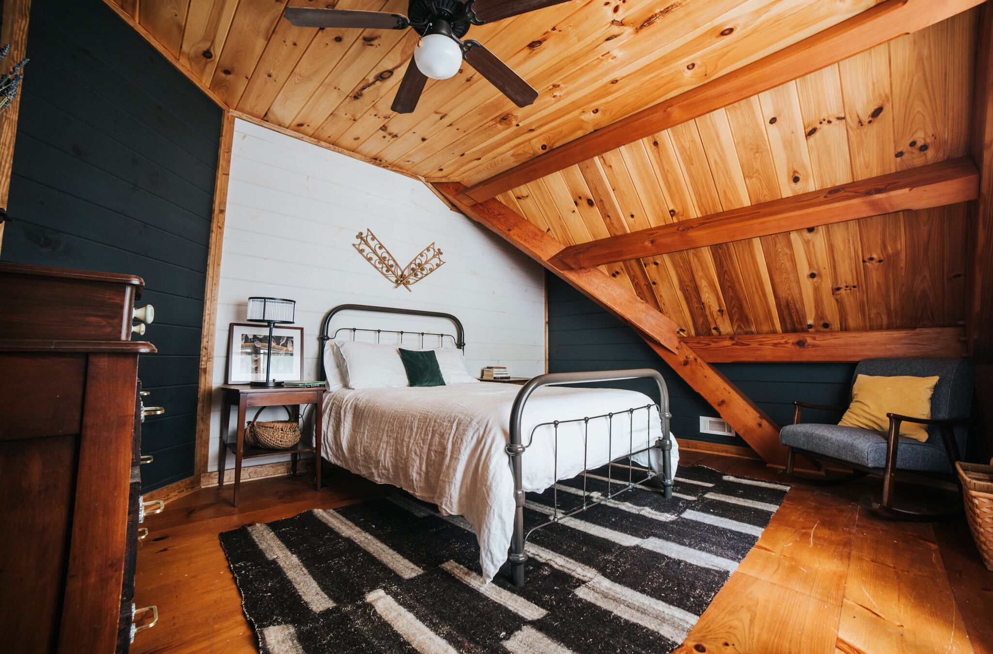 Rivendell 4bdr w/ private lake on 52 acres to explore in North Georgia. 