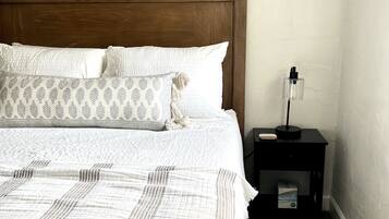 1 bedroom, iron/ironing board, WiFi