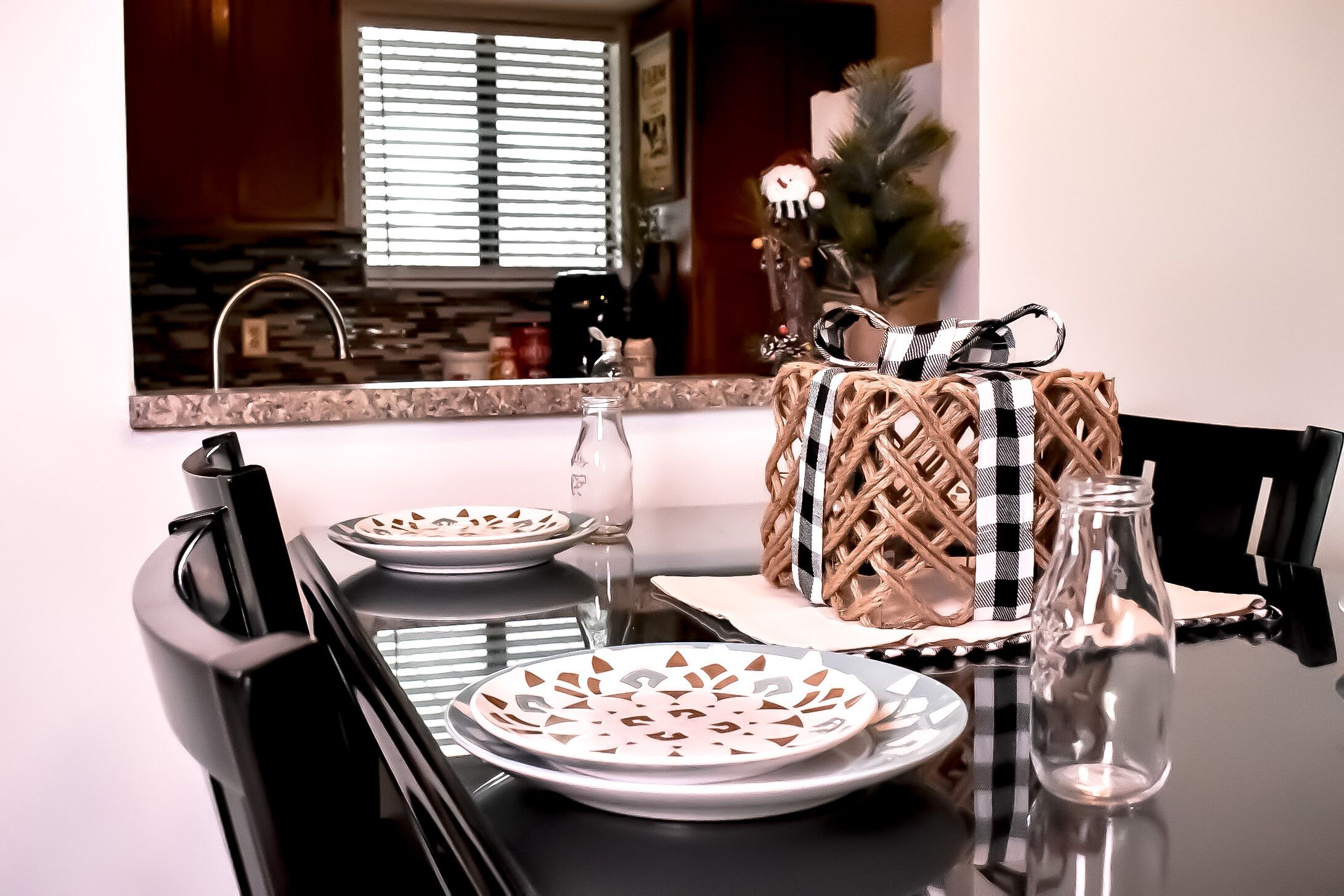 Family Cottage | In-room dining