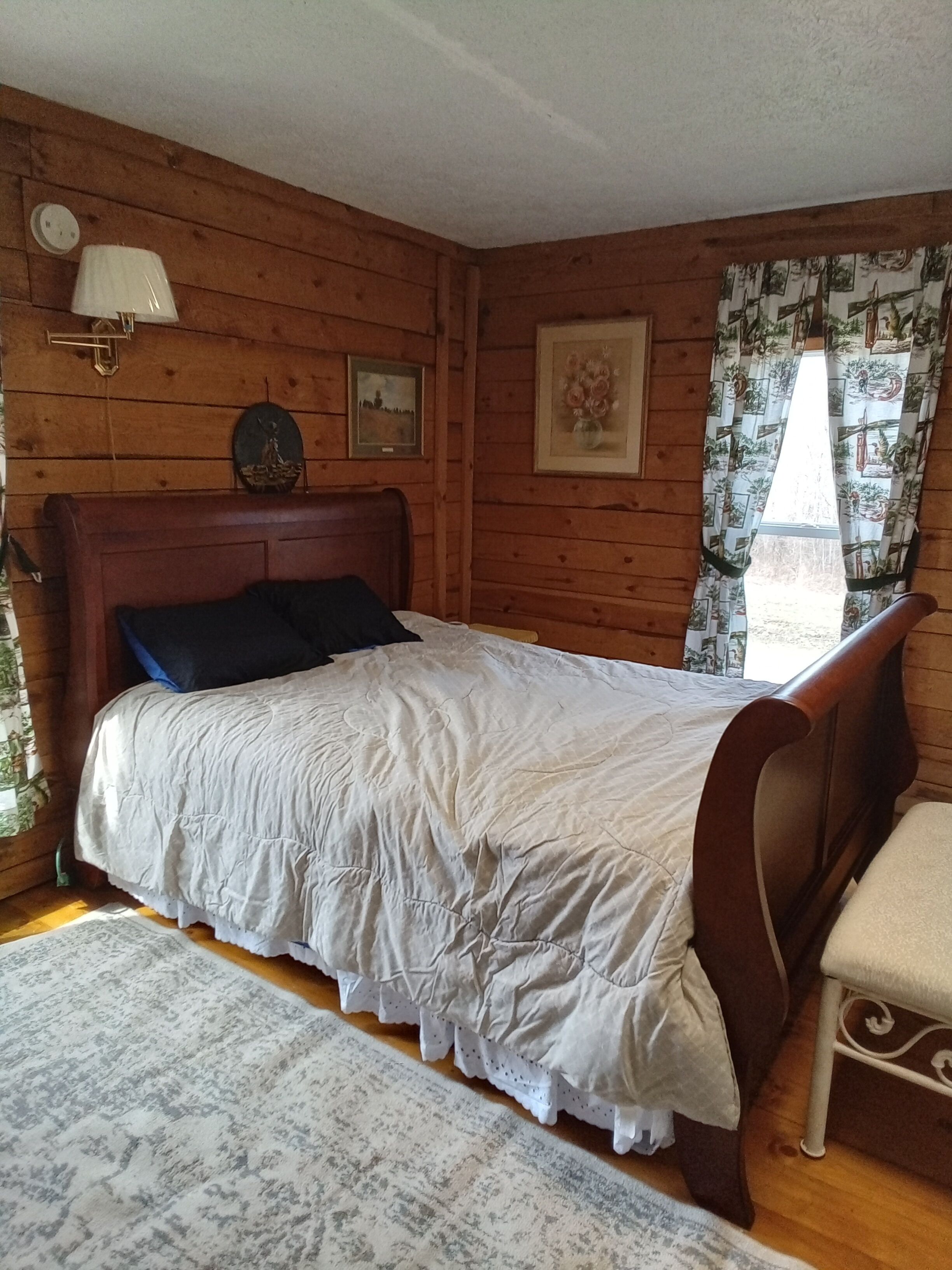 Cabin near hocking hills with hunting possibilities