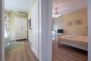 2 habitaciones, cuna de viaje y wifi gratis 
