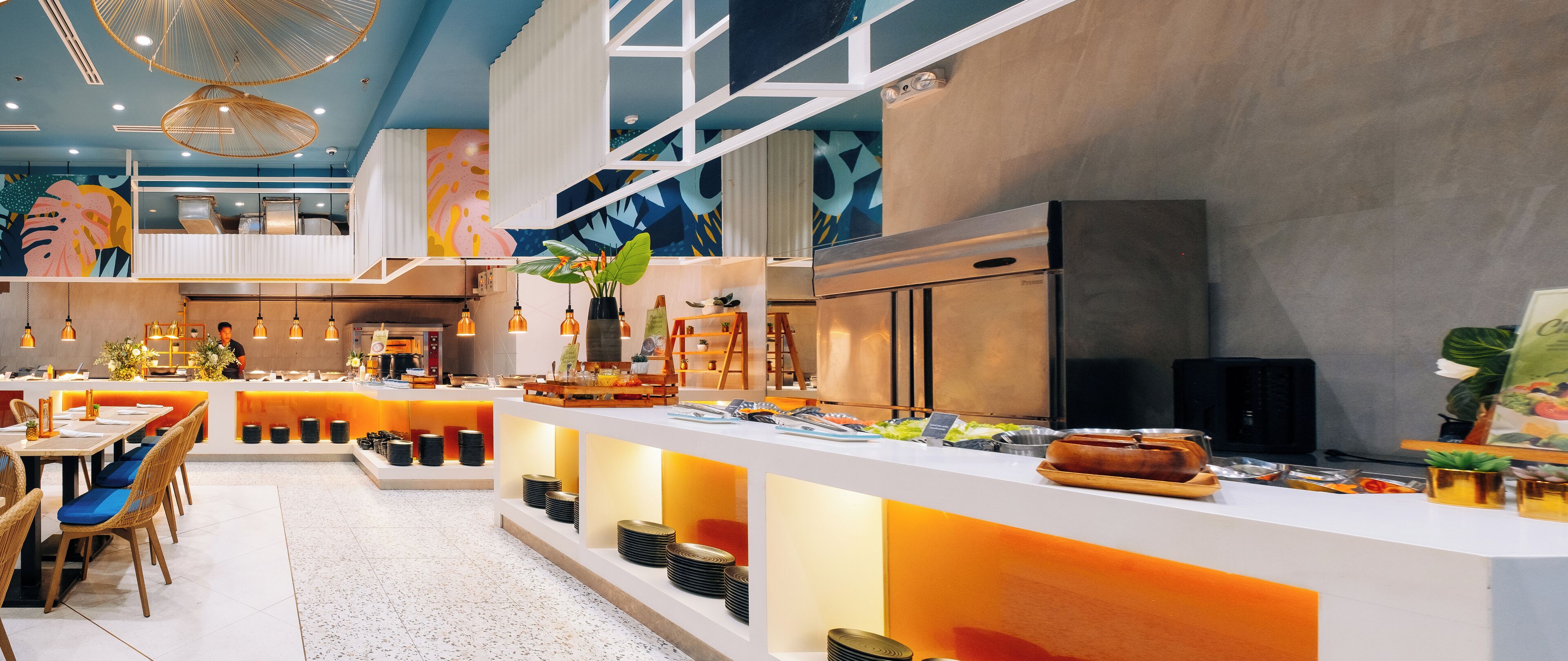 Daily buffet breakfast (PHP 700 per person)