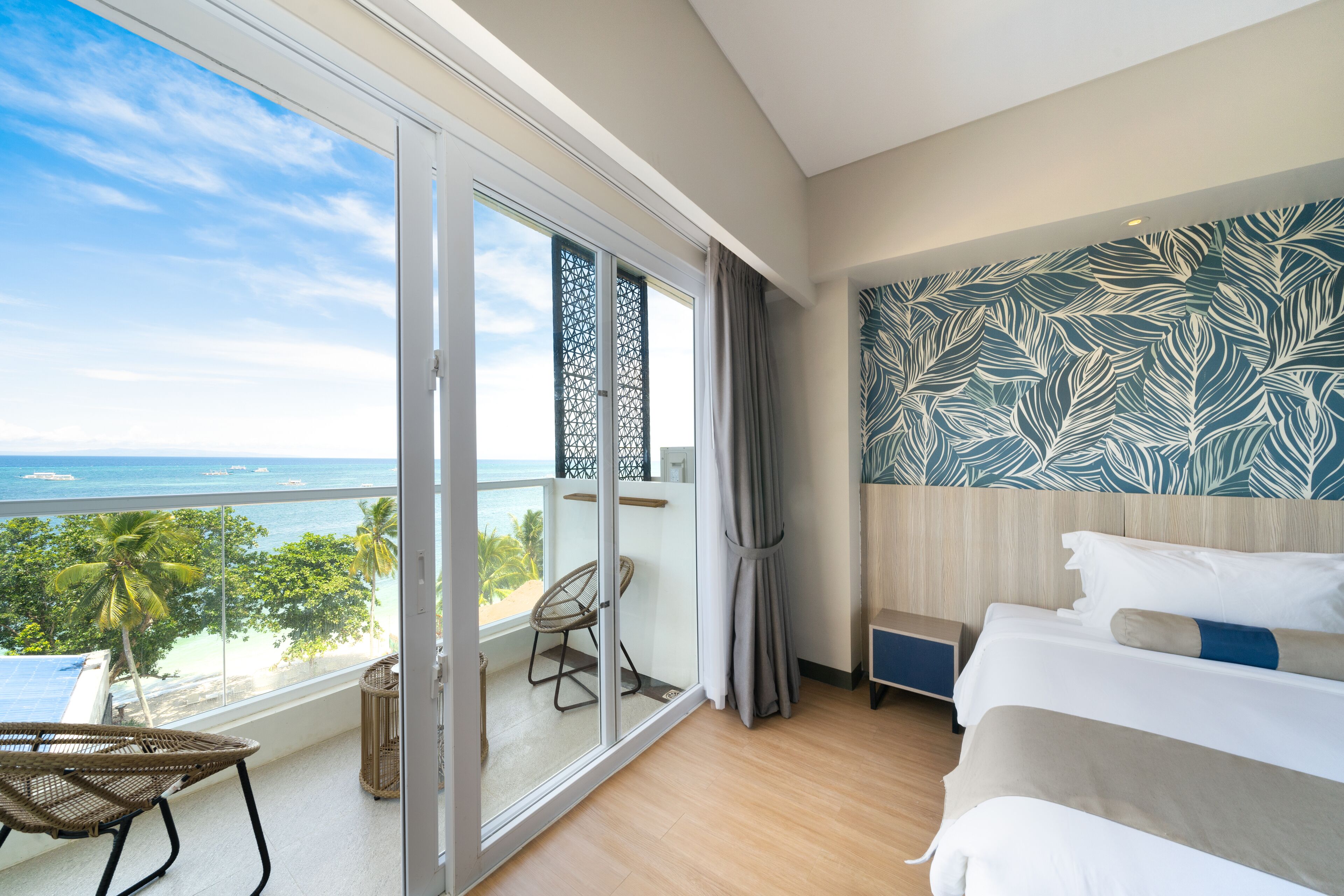 Premier Room | Iron/ironing board, free WiFi