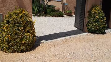 Enceinte de lâhĂ©bergement