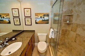 Apartment, Multiple Beds, Balcony | Bathroom