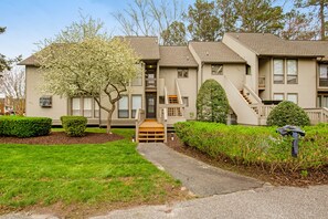 Exterior - Sea Colony Villa with Central AC & Washer/Dryer - Private Beach & 12 Pools (Bethany Beach)
