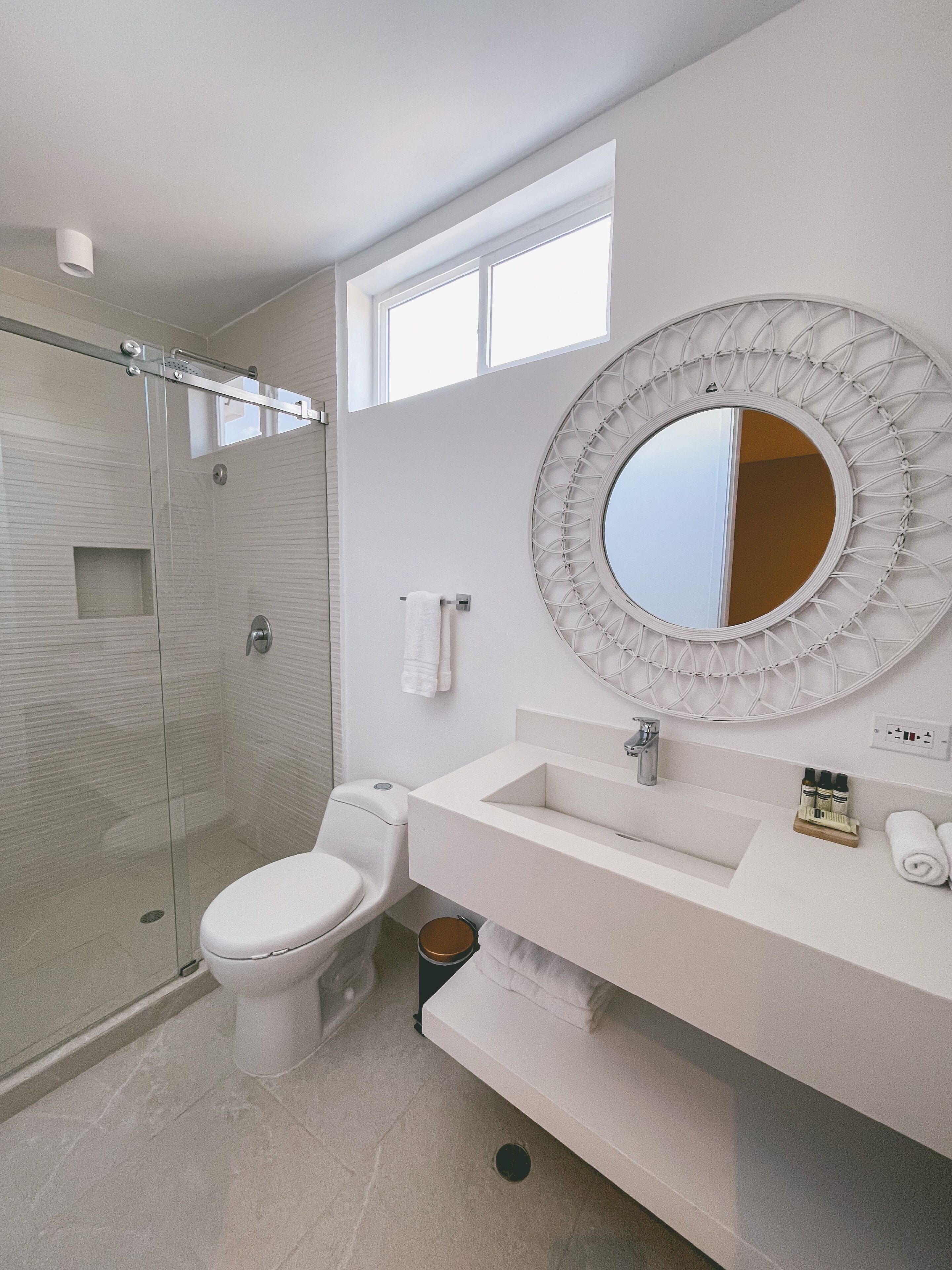 premium room | bathroom | shower, rainfall showerhead, towels