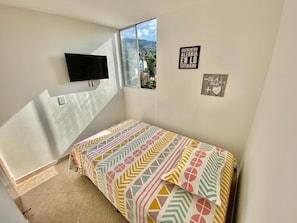 2 chambres, Wi-Fi gratuit, draps fournis