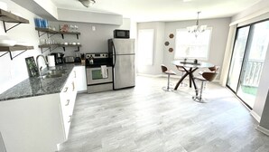 Private kitchen - NEW! Great Location 2BR/2BA Condo Golf Course View (North Myrtle beach)