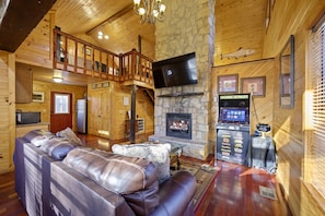 Smart-TV, Kamin, Videospiele