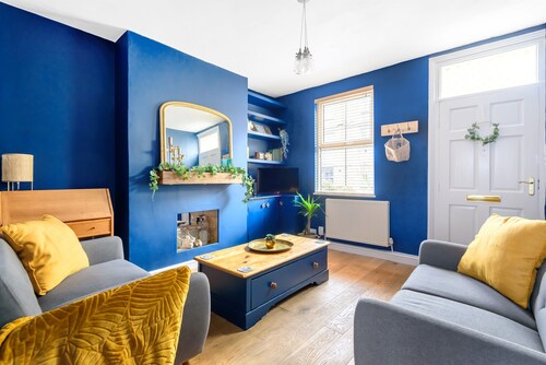 The Drey - Modern cottage for four in York Centre
