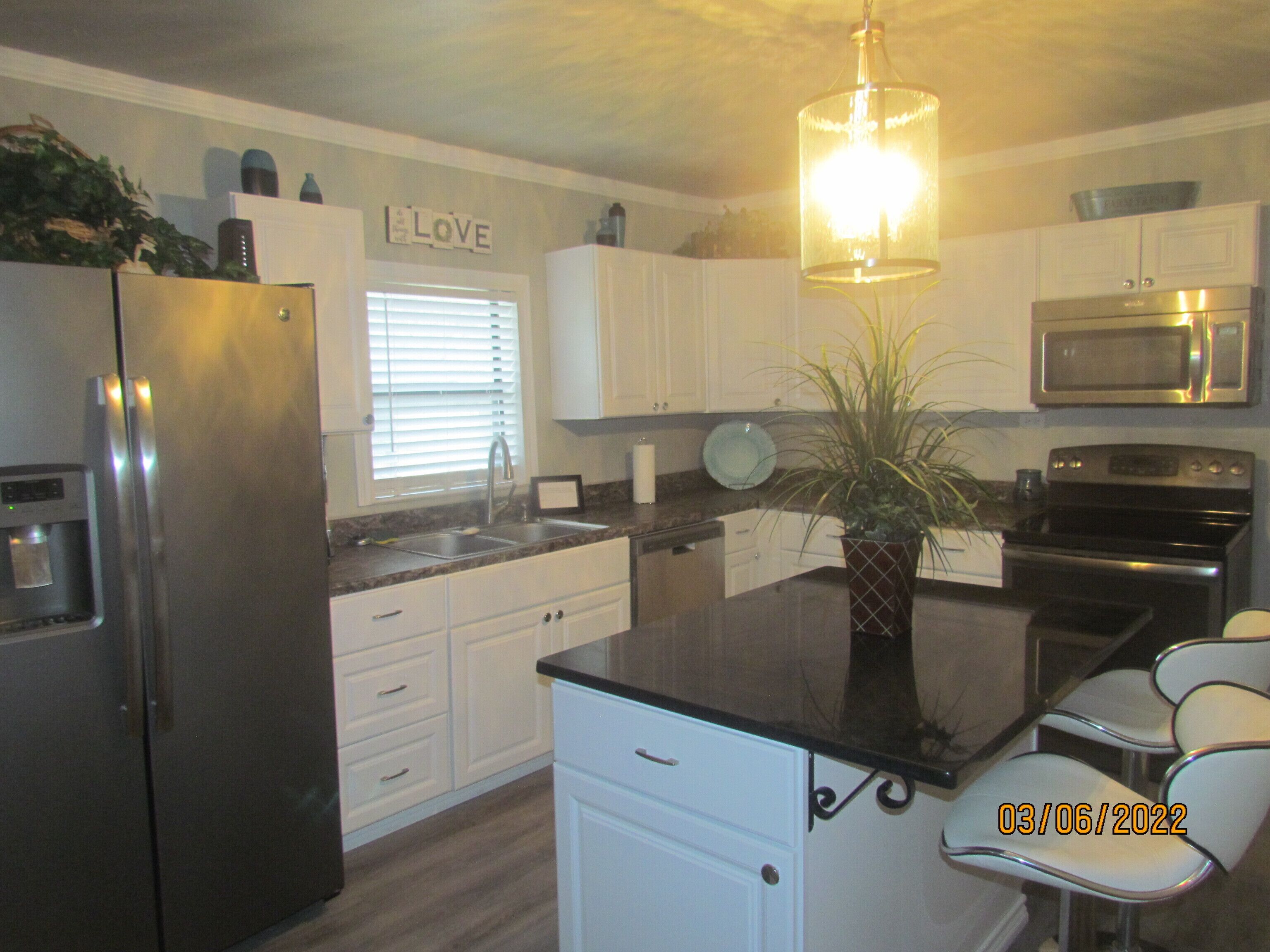 Cozy  Lake Texoma Retreat!! Family Sized Home!