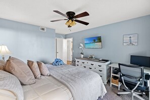 3 bedrooms, desk, iron/ironing board, travel crib