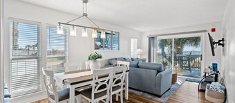 Amazing Oceanfront 3/3 With Oversized Corner Balcony