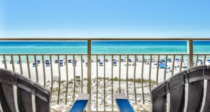 Crystal Sands 312B. Completely Renovated Stunner, Free Beach Service, Pool.