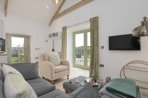 Cottage | Interior - The Reading Room (Falmouth)