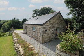 Cottage | Exterior