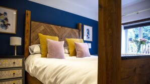Cottage, Private Bathroom | 2 bedrooms - 5 Malt Cottage in the Cotswolds (Chipping Campden)