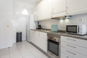 Wasserkocher mit Kaffee-/Teezubehör