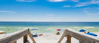 Ocean View; Fast Beach Access; Pool; Family-Sized Villa; Ideal Spot!