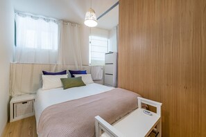 1 habitación, internet y ropa de cama 