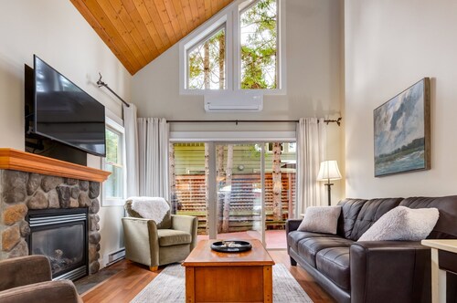 Right across from the pool & hot-tub!