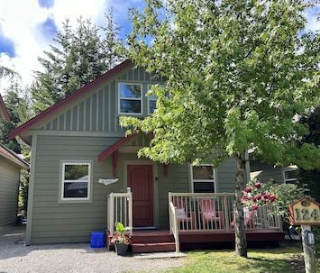 Welcome to Driftwood Cottage!